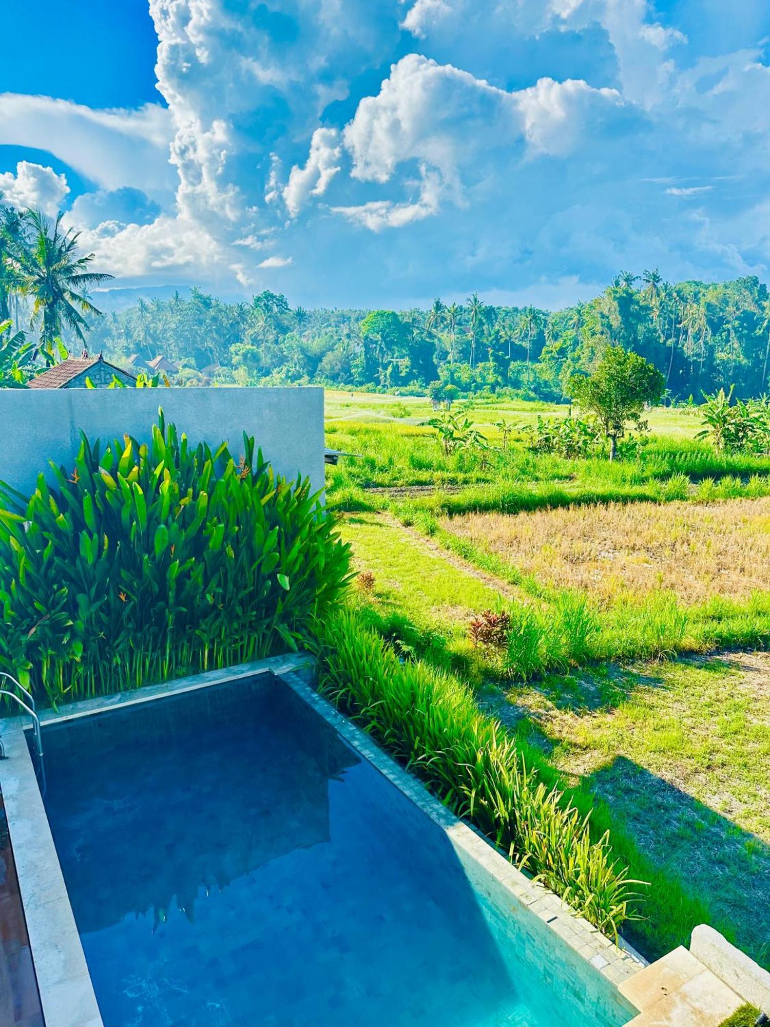 Balisen Luxury Villas Jasri Exterior photo